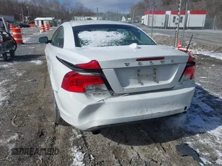 2013 Volvo C70 T5 with VIN YV1672MC5DJ142005, listed as a IAAI auction lot 41634212 with 94,435 mi miles. Bid and sale history available at carsss.com. Image 16.