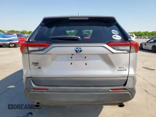 2021 Toyota RAV4 Hybrid XLE with VIN 4T3RWRFV0MU036978, listed as a Copart auction lot 52803505 with 21,085 mi miles and Salvage Title. Bid and sale history available at carsss.com. Image 6.