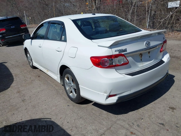 2013 Toyota Corolla L with VIN 2T1BU4EEXDC970586, listed as a IAAI auction lot 41997928 with 402,459 mi miles. Bid and sale history available at carsss.com. Image 3.