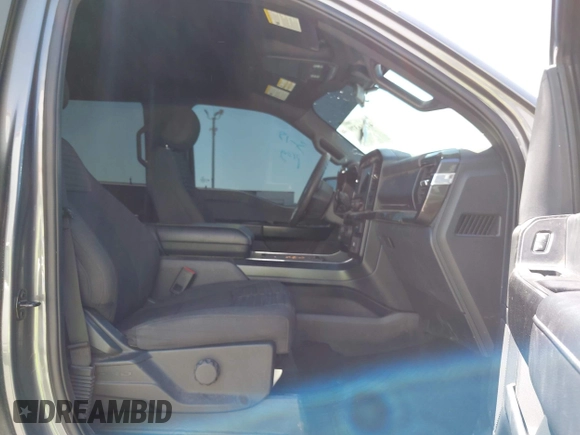 2021 Ford F-150 XL z VIN 1FTFW1E52MFB42324, wystawiony jako IAAI lot #41916379 z przebiegiem 61 369 mil mil oraz . Historia ofert i sprzedaży dostępna na DreamBid. Obrazek 5.
