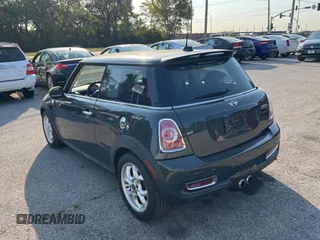 2011 MINI Hardtop S with VIN WMWSV3C57BTY11344, listed as a Copart auction lot 75827444 with 81,874 mi miles and Clean Title. Bid and sale history available at DreamBid. Image 3.