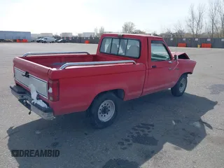 1992 Ford Ranger with VIN 1FTCR10A1NTA09040, listed as a IAAI auction lot 41809501 with 92,872 mi miles. Bid and sale history available at carsss.com. Image 4.