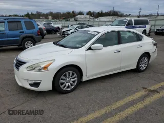 2014 Nissan Altima 2.5 S with VIN 1N4AL3AP2EC156934, listed as a Copart auction lot 51863265 with 152,244 mi miles and Salvage Title. Bid and sale history available at carsss.com. Image 1.