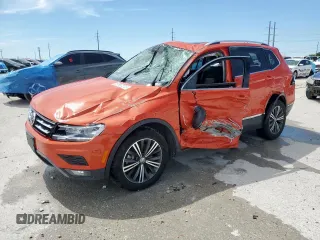 2018 Volkswagen Tiguan SEL z VIN 3VV3B7AX6JM021060, wystawiony jako Copart lot #57887515 z przebiegiem 20 176 mil mil oraz Nie do naprawy • Non repairable. Historia ofert i sprzedaży dostępna na DreamBid. Obrazek 1.