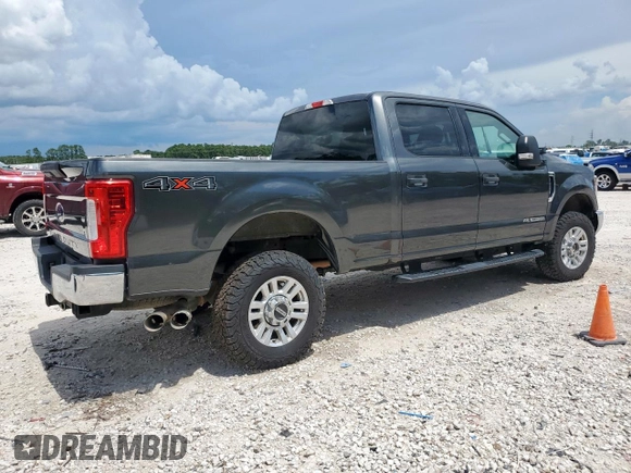 2019 Ford F-250 XL with VIN 1FT7W2BT3KEE86518, listed as a Copart auction lot 61844105 with 159,428 mi miles and Non repairable. Bid and sale history available at DreamBid. Image 3.