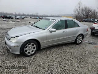 2005 Mercedes-Benz C 240 with VIN WDBRF61J85F614572, listed as a Copart auction lot 43930275 with 147,548 mi miles and Clean Title. Bid and sale history available at DreamBid. Image 1.