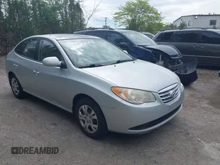 2010 Hyundai Elantra GLS z VIN KMHDU4AD1AU978849, wystawiony jako IAAI lot #42266650 z przebiegiem 115 111 mil mil oraz . Historia ofert i sprzedaży dostępna na DreamBid. Obrazek 1.