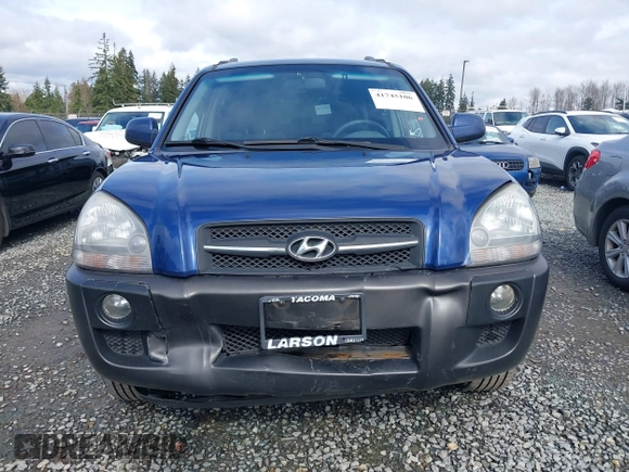 2007 Hyundai Tucson SE with VIN KM8JN12D77U502031, listed as a IAAI auction lot 41745106 with 131,668 mi miles. Bid and sale history available at carsss.com. Image 6.