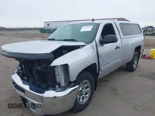 2012 Chevrolet Silverado 1500 LT with VIN 1GCNKSE04CZ182287, listed as a IAAI auction lot 41915911 with 125,217 mi miles. Bid and sale history available at carsss.com. Image 2.