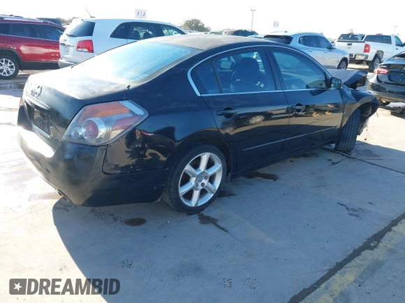 2010 Nissan Altima 2.5 S with VIN 1N4AL2AP5AN402870, listed as a IAAI auction lot 41409655 with 174,640 mi miles. Bid and sale history available at carsss.com. Image 4.