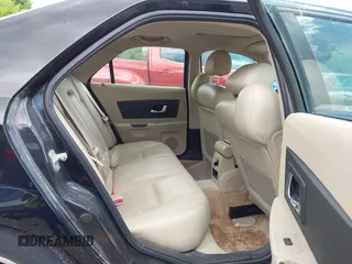 2004 Cadillac CTS z VIN 1G6DM577X40125926, wystawiony jako IAAI lot #42363599 z przebiegiem 187 600 mil mil oraz . Historia ofert i sprzedaży dostępna na DreamBid. Obrazek 8.