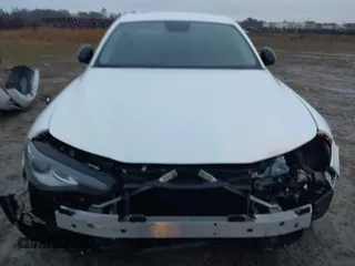 2017 Alfa Romeo Giulia Ti z VIN ZARFAECN2H7539370, wystawiony jako IAAI lot #41762612 z przebiegiem 100 629 mil mil oraz . Historia ofert i sprzedaży dostępna na DreamBid. Obrazek 6.