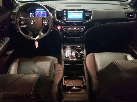2020 Honda Passport Touring z VIN 5FNYF8H9XLB008647, wystawiony jako Copart lot #73320804 z przebiegiem 70 068 mil mil oraz Szkoda całkowita • Salvage title. Historia ofert i sprzedaży dostępna na DreamBid. Obrazek 8.