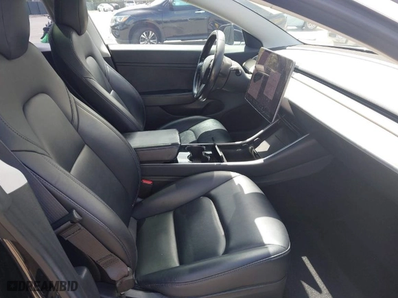 2018 Tesla Model 3 Long Range Battery with VIN 5YJ3E1EA3JF060296, listed as a IAAI auction lot 41901636 with 110,847 mi miles. Bid and sale history available at carsss.com. Image 5.