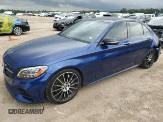 2019 Mercedes-Benz C 300 z VIN 55SWF8DB8KU317563, wystawiony jako Copart lot #55265275 z przebiegiem 70 249 mil mil oraz Szkoda całkowita • Salvage title. Historia ofert i sprzedaży dostępna na DreamBid. Obrazek 1.