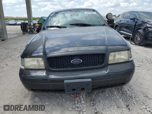 2009 Ford Police Interceptor z VIN 2FAHP71V69X143878, wystawiony jako Copart lot #53564285 z przebiegiem Nie podano mil oraz Szkoda całkowita • Salvage title. Historia ofert i sprzedaży dostępna na DreamBid. Obrazek 5.
