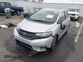 2016 Honda Fit EX z VIN JHMGK5H70GX046385, wystawiony jako IAAI lot #42014521 z przebiegiem 16 636 mil mil oraz . Historia ofert i sprzedaży dostępna na DreamBid. Obrazek 6.