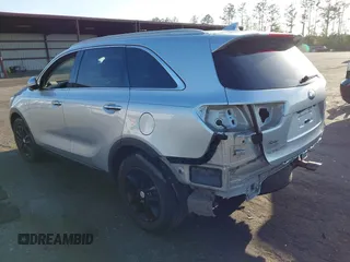 2016 Kia Sorento LX with VIN 5XYPG4A57GG069736, listed as a IAAI auction lot 41954474 with 131,150 mi miles. Bid and sale history available at carsss.com. Image 3.