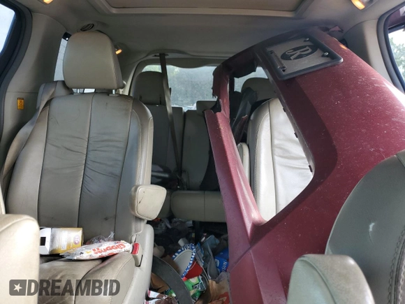 2011 Toyota Sienna XLE with VIN 5TDDK3DCXBS024257, listed as a Copart auction lot 60667145 with 283,609 mi miles and Salvage title. Bid and sale history available at DreamBid. Image 10.