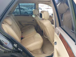 2006 Mercedes-Benz M 500 z VIN 4JGBB75E86A015022, wystawiony jako IAAI lot #41723522 z przebiegiem 187 961 mil mil oraz . Historia ofert i sprzedaży dostępna na DreamBid. Obrazek 8.