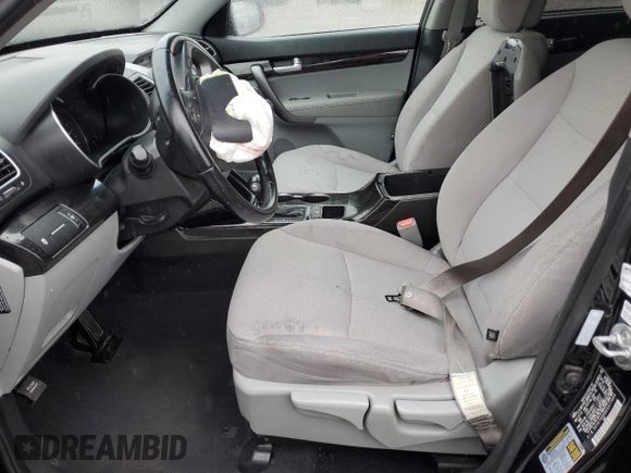 2014 Kia Sorento LX with VIN 5XYKT4A68EG477464, listed as a Copart auction lot 45084575 with 0 mi miles and Salvage Title. Bid and sale history available at carsss.com. Image 7.