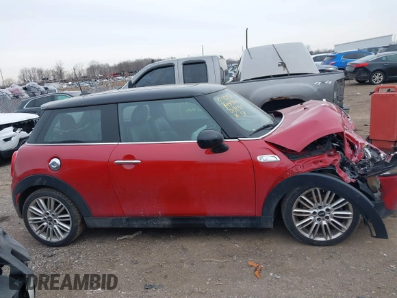 2014 MINI Hardtop S z VIN WMWXM7C50ET926341, wystawiony jako IAAI lot #41462159 z przebiegiem 95 993 mil mil oraz . Historia ofert i sprzedaży dostępna na DreamBid. Obrazek 13.