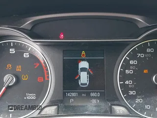2013 Audi allroad A4 Premium Plus z VIN WA1UFAFL0DA188195, wystawiony jako IAAI lot #42367660 z przebiegiem 142 801 mil mil oraz . Historia ofert i sprzedaży dostępna na DreamBid. Obrazek 15.