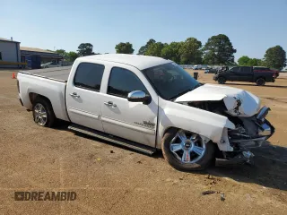 2013 Chevrolet Silverado 1500 LT with VIN 3GCPCSE07DG196708, listed as a Copart auction lot 53049085 with 94,699 mi miles and Salvage Title. Bid and sale history available at DreamBid. Image 4.