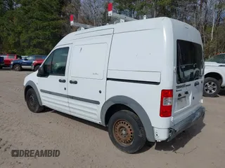 2010 Ford Transit Connect XL с VIN NM0LS7CN5AT006784, выставлен на аукционе IAAI как лот 41792754 с пробегом 235 604 миль миль и . История ставок и продаж доступна на DreamBid. Изображение 3.