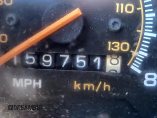 1994 GMC Rally z VIN 1GJGG39K6RF527981, wystawiony jako Copart lot #50758635 z przebiegiem 159 751 mil mil oraz Tytuł czysty. Historia ofert i sprzedaży dostępna na DreamBid. Obrazek 8.