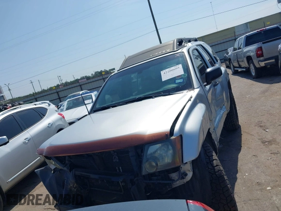 2010 Nissan Xterra SE z VIN 5N1AN0NW2AC507089, wystawiony jako IAAI lot #42200605 z przebiegiem 202 357 mil mil oraz . Historia ofert i sprzedaży dostępna na DreamBid. Obrazek 12.