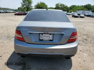 2013 Mercedes-Benz C 350 Sport z VIN WDDGF5HBXDR272336, wystawiony jako Copart lot #59851155 z przebiegiem 189 350 mil mil oraz Czysty tytuł • Clean title. Historia ofert i sprzedaży dostępna na DreamBid. Obrazek 6.