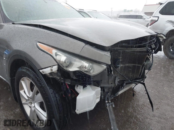 2012 Infiniti FX with VIN JN8AS1MW5CM151369, listed as a IAAI auction lot 42105863 with 127,337 mi miles and . Bid and sale history available at DreamBid. Image 6.