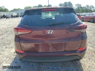 2016 Hyundai Tucson SE with VIN KM8J23A47GU033304, listed as a Copart auction lot 52390775 with 242,148 mi miles and Clean Title. Bid and sale history available at carsss.com. Image 6.