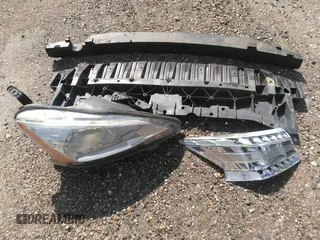 2014 Nissan Sentra SV z VIN 1N4AB7AP6EN853411, wystawiony jako IAAI lot #41058501 z przebiegiem 133 780 mil mil oraz . Historia ofert i sprzedaży dostępna na DreamBid. Obrazek 12.