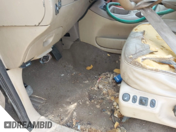 2002 Ford Expedition Eddie Bauer with VIN 1FMEU17W32LA67991, listed as a IAAI auction lot 42187426 with Not provided miles and . Bid and sale history available at DreamBid. Image 12.