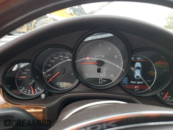2014 Porsche Panamera GTS z VIN WP0AF2A76EL083319, wystawiony jako Copart lot #55517175 z przebiegiem 87 075 mil mil oraz Szkoda całkowita • Salvage title. Historia ofert i sprzedaży dostępna na DreamBid. Obrazek 9.