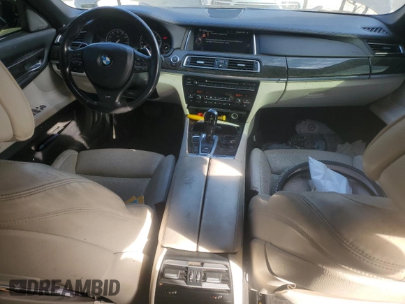 2015 BMW 7 Series 750Li with VIN WBAYE8C59FD780945, listed as a Copart auction lot 42730625 with 0 mi miles and Salvage Title. Bid and sale history available at carsss.com. Image 8.