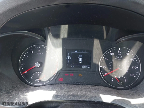 2018 Kia Optima LX with VIN 5XXGT4L30JG269859, listed as a IAAI auction lot 42045087 with 38,413 mi miles. Bid and sale history available at carsss.com. Image 7.