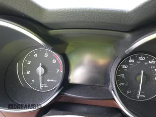 2018 Alfa Romeo Stelvio z VIN ZASFAKAN1J7B89142, wystawiony jako IAAI lot #42192248 z przebiegiem Nie podano mil oraz . Historia ofert i sprzedaży dostępna na DreamBid. Obrazek 16.