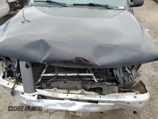 2001 Chevrolet Suburban LS with VIN 3GNFK16TX1G212288, listed as a Copart auction lot 43882585 with 312,730 mi miles and Salvage Title. Bid and sale history available at carsss.com. Image 12.