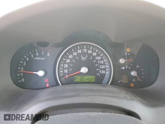 2007 Kia Sedona LX with VIN KNDMB233776123024, listed as a Copart auction lot 43952805 with 201,452 mi miles and Clean Title. Bid and sale history available at carsss.com. Image 9.