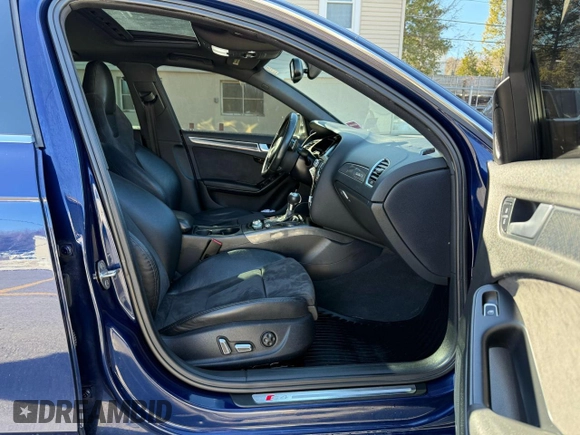 2014 Audi S4 Premium Plus with VIN WAUBGAFL1EA00570, listed as a Copart auction lot 54531555 with 158,010 mi miles and Clean Title. Bid and sale history available at carsss.com. Image 5.