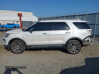 2019 Ford Explorer Platinum z VIN 1FM5K8HT5KGA58043, wystawiony jako IAAI lot #42150621 z przebiegiem 173 868 mil mil oraz . Historia ofert i sprzedaży dostępna na DreamBid. Obrazek 15.