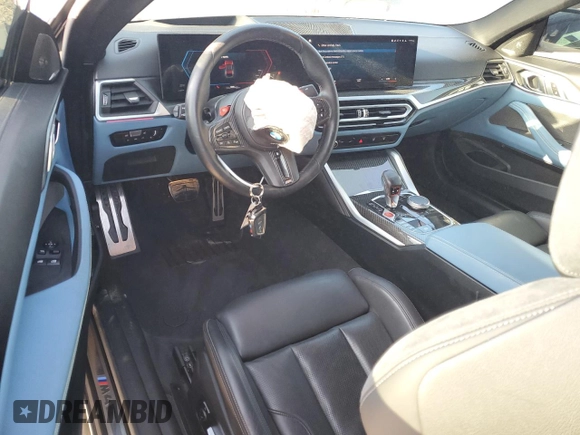 2024 BMW M4 Competition xDrive z VIN WBS43AZ01RCN76220, wystawiony jako Copart lot #88674465 z przebiegiem 11 742 mil mil oraz Nie do naprawy • Non repairable. Historia ofert i sprzedaży dostępna na DreamBid. Obrazek 8.