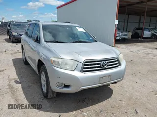 2010 Toyota Highlander SE z VIN 5TDKK3EH0AS010707, wystawiony jako IAAI lot #42183352 z przebiegiem 207 822 mil mil oraz . Historia ofert i sprzedaży dostępna na DreamBid. Obrazek 1.