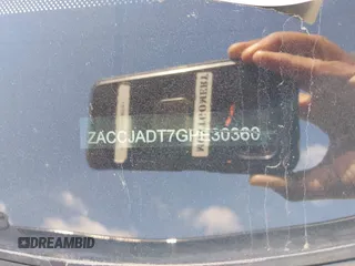 2016 Jeep Renegade Limited z VIN ZACCJADT7GPE30360, wystawiony jako IAAI lot #42012541 z przebiegiem 81 409 mil mil oraz . Historia ofert i sprzedaży dostępna na DreamBid. Obrazek 9.