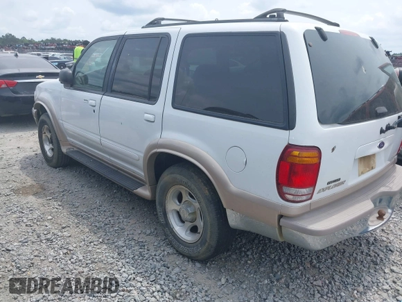 1999 Ford Explorer XL с VIN 1FMDU32E7XZC12721, выставлен на аукционе IAAI как лот 42093767 с пробегом 229 671 миль миль и . История ставок и продаж доступна на DreamBid. Изображение 3.