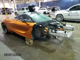 2018 McLaren 720S z VIN SBM14DCA1JW000230, wystawiony jako Copart lot #44311435 z przebiegiem Nie podano mil oraz Tytuł czysty. Historia ofert i sprzedaży dostępna na DreamBid. Obrazek 4.