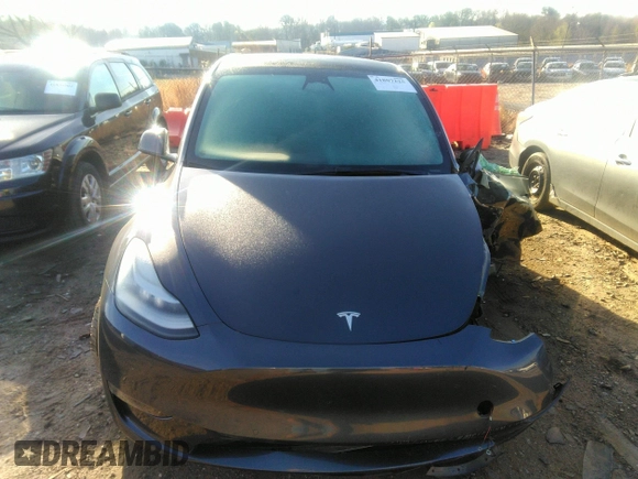 2022 Tesla Model Y Long Range with VIN 7SAYGDEE9NF424928, listed as a IAAI auction lot 41807225 with Not Provided miles and . Bid and sale history available at carsss.com. Image 11.
